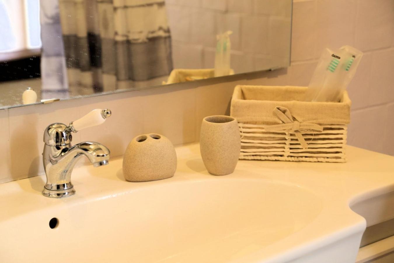 ホテル シャトー デュ ブ アンクトヴィル 部屋 写真